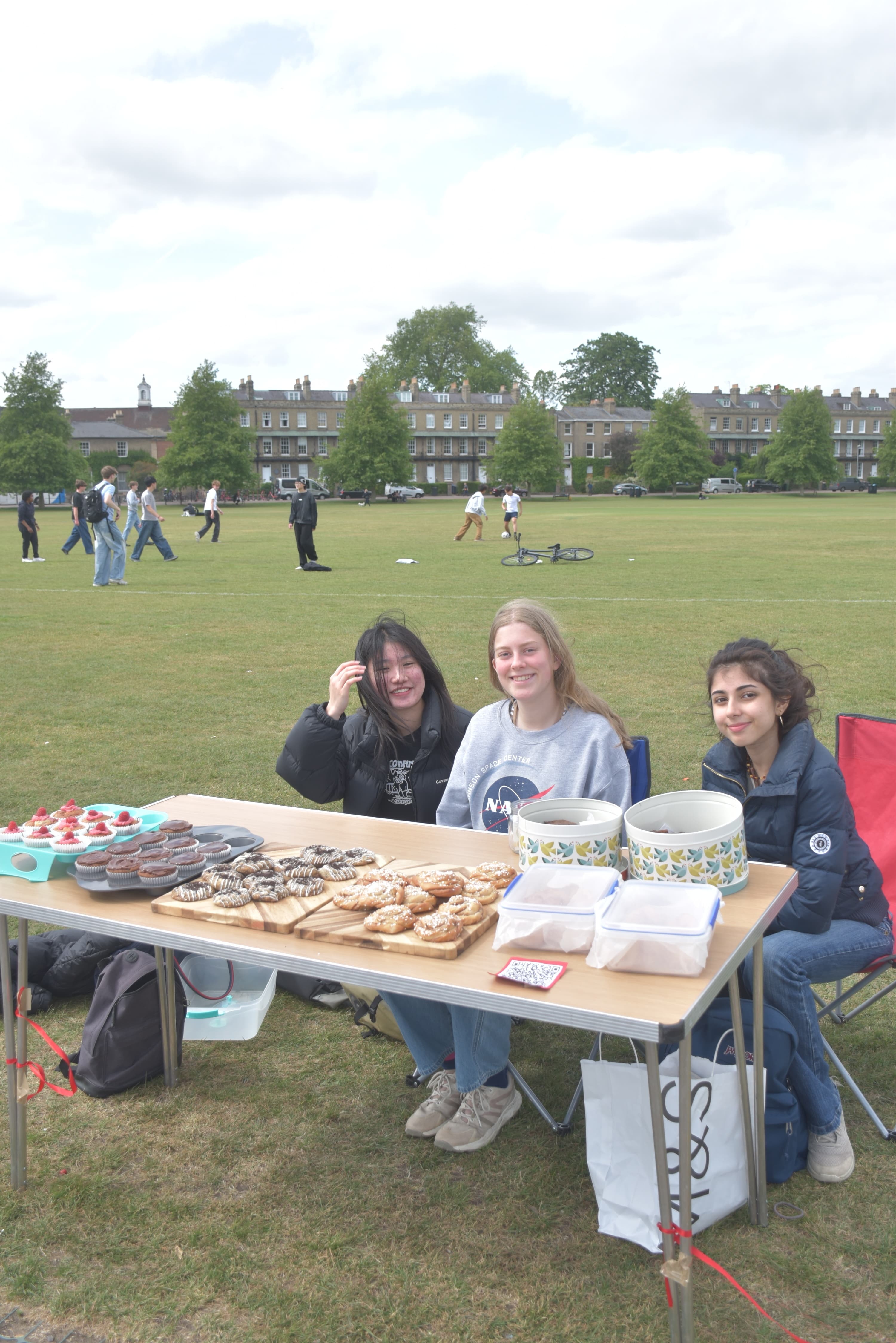 Students on Parkers Piece
